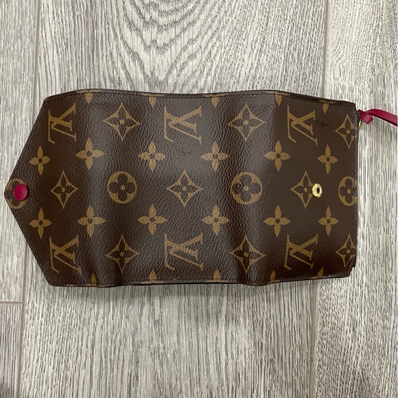 LV Compact Wallet Victorine Monogram - Picture 4 of 5